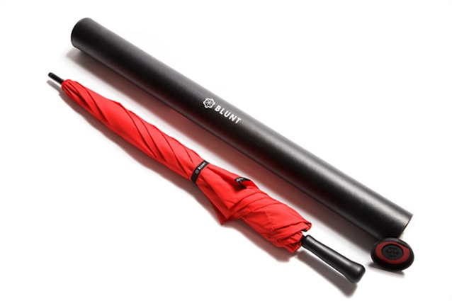 Blunt Classic Umbrella | $110 from
<a
href="https://www.bluntumbrellas.com/nz/classic" target="_blank"><u> bluntumbrellas.com </u></a>