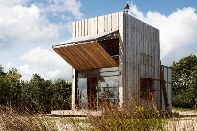 Hut on Sleds by Crosson Clarke Carnachan Architects Auckland Ltd.