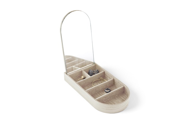 Jewellery box by Menu | <a href="http://store.simonjamesdesign.com/products/jewelleryboxmenu" target="_blank"><u> $224 from Simon James Concept Store.</u></a>