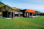 Richmond house by Guy Herschell Architects