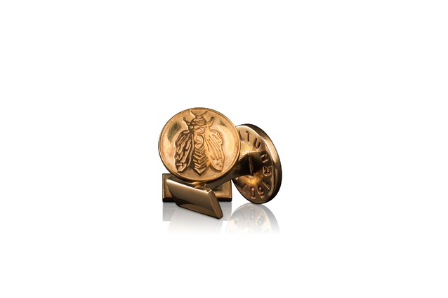 Brass cufflinks by Skultuna |
<a
href="http://store.simonjamesdesign.com/products/brasscufflinksskultuna-1" target="_blank"><u> $50 from simonjamesdesign.com </u></a>