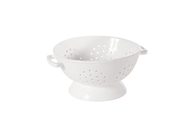 The Colander by Senletti | <a href="http://www.mildredandco.com/the-colander-1782.html" target="_blank"><u> $138 by Mildred&Co.</u></a>