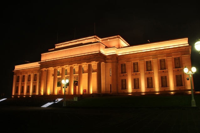 Auckland War Memorial Museum: One of the richest collections of New Zealand artifacts, natural history and military history. Architects: Grierson, Aimer and Draffin. Museum Circuit, Parnell; aucklandmuseum.com. Open 10am – 5pm.